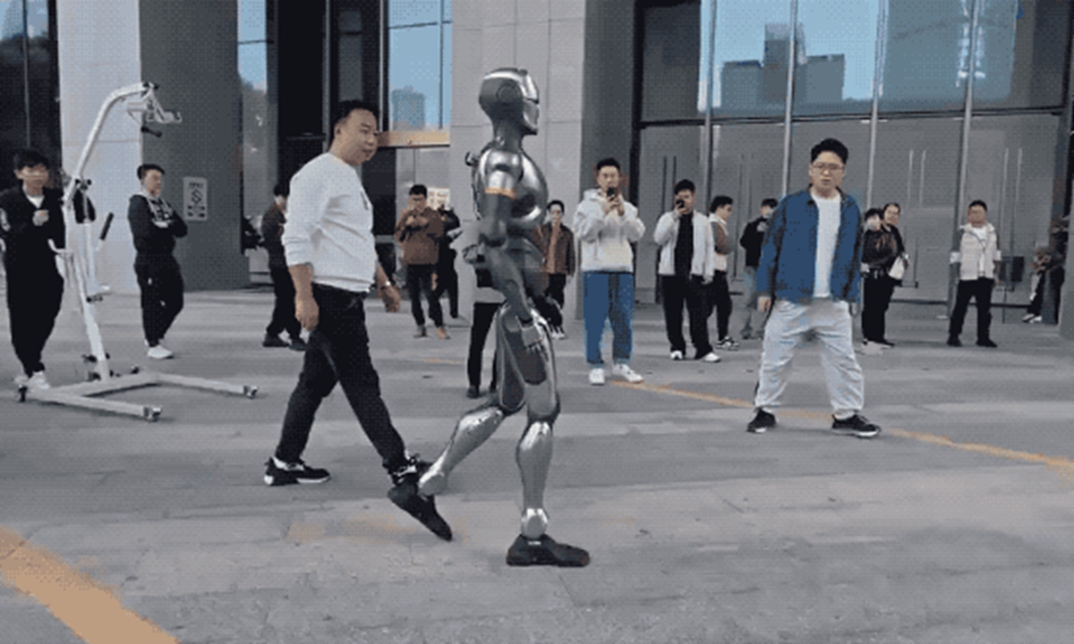 仅赢得了用